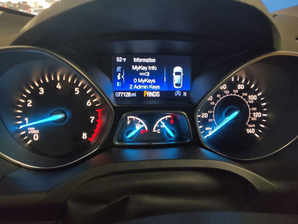 Used 2017 Ford Escape SE w/ Equipment Group 201A FWD image 23