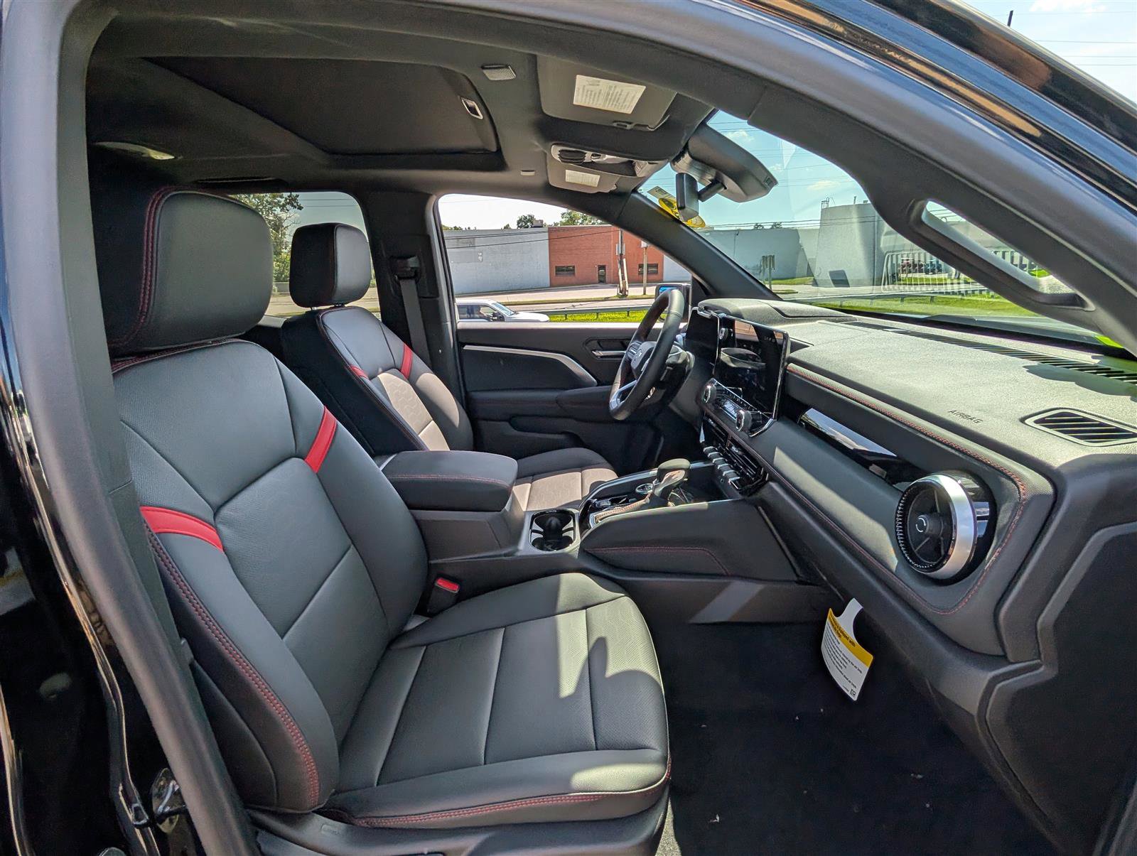 New 2025 Chevrolet Colorado Z71 w/ Z71 Convenience Package 2 image 7