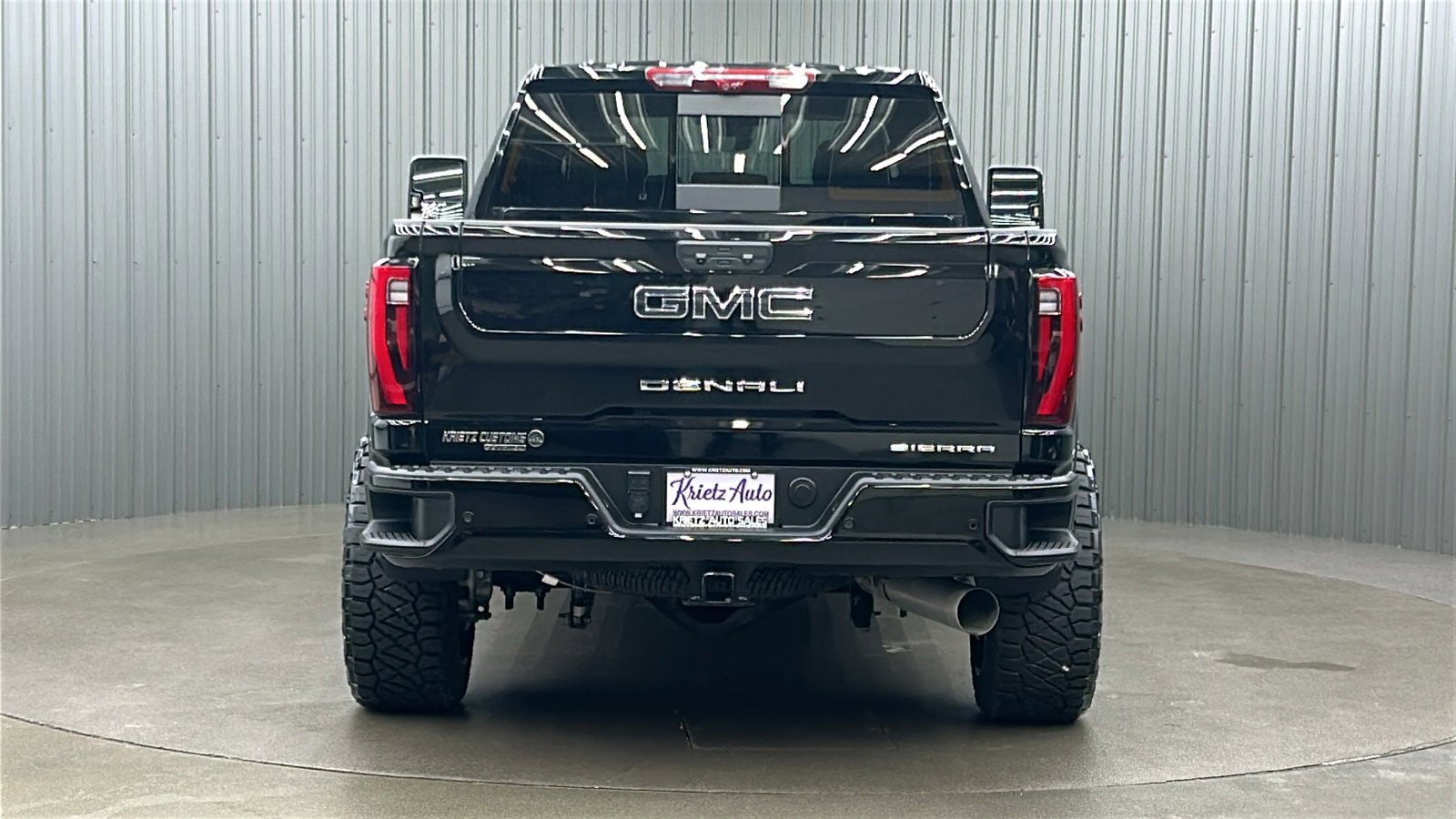 Used 2025 GMC Sierra 3500 Denali Ultimate image 4