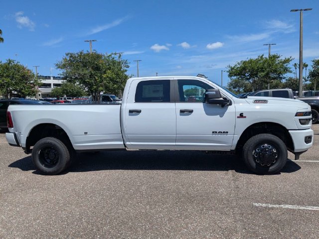 New 2026 RAM 3500 Big Horn AWD/4WD image 3