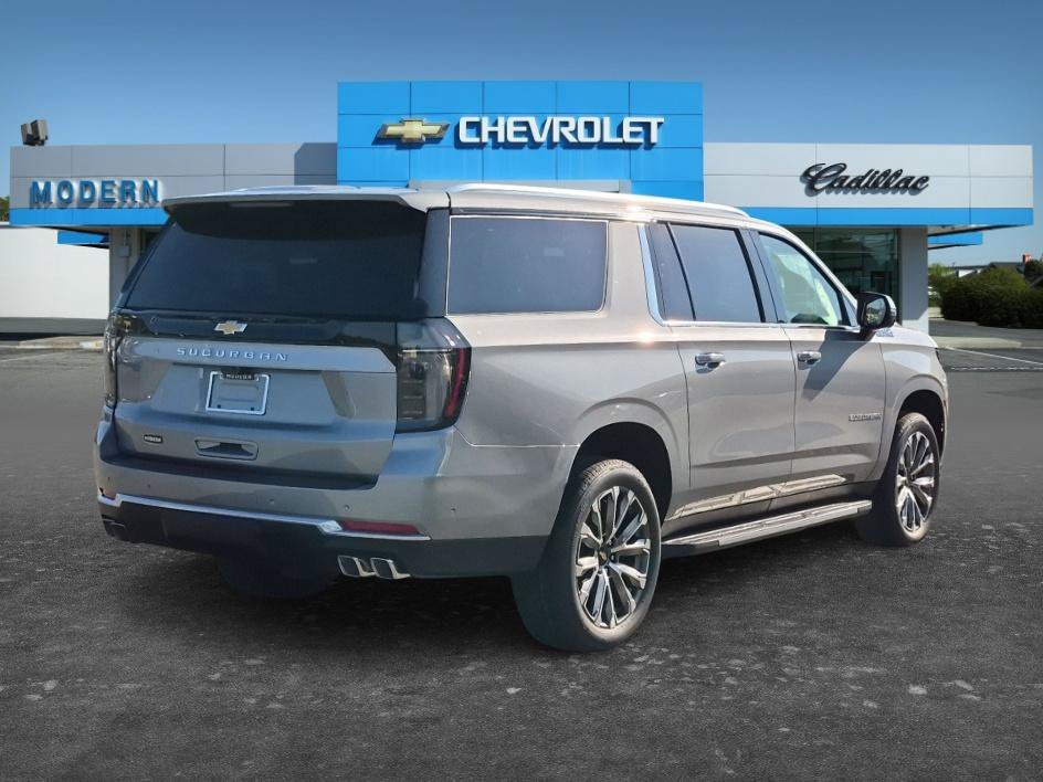 New 2026 Chevrolet Suburban High Country w/ Sun And Tow Package AWD/4WD image 5