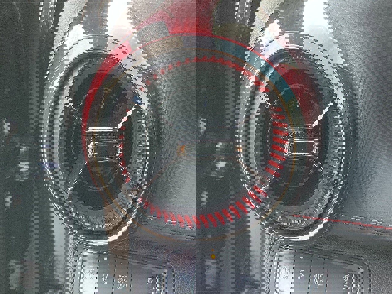 Used 2025 Chevrolet Equinox RS w/ Convenience Package III image 32