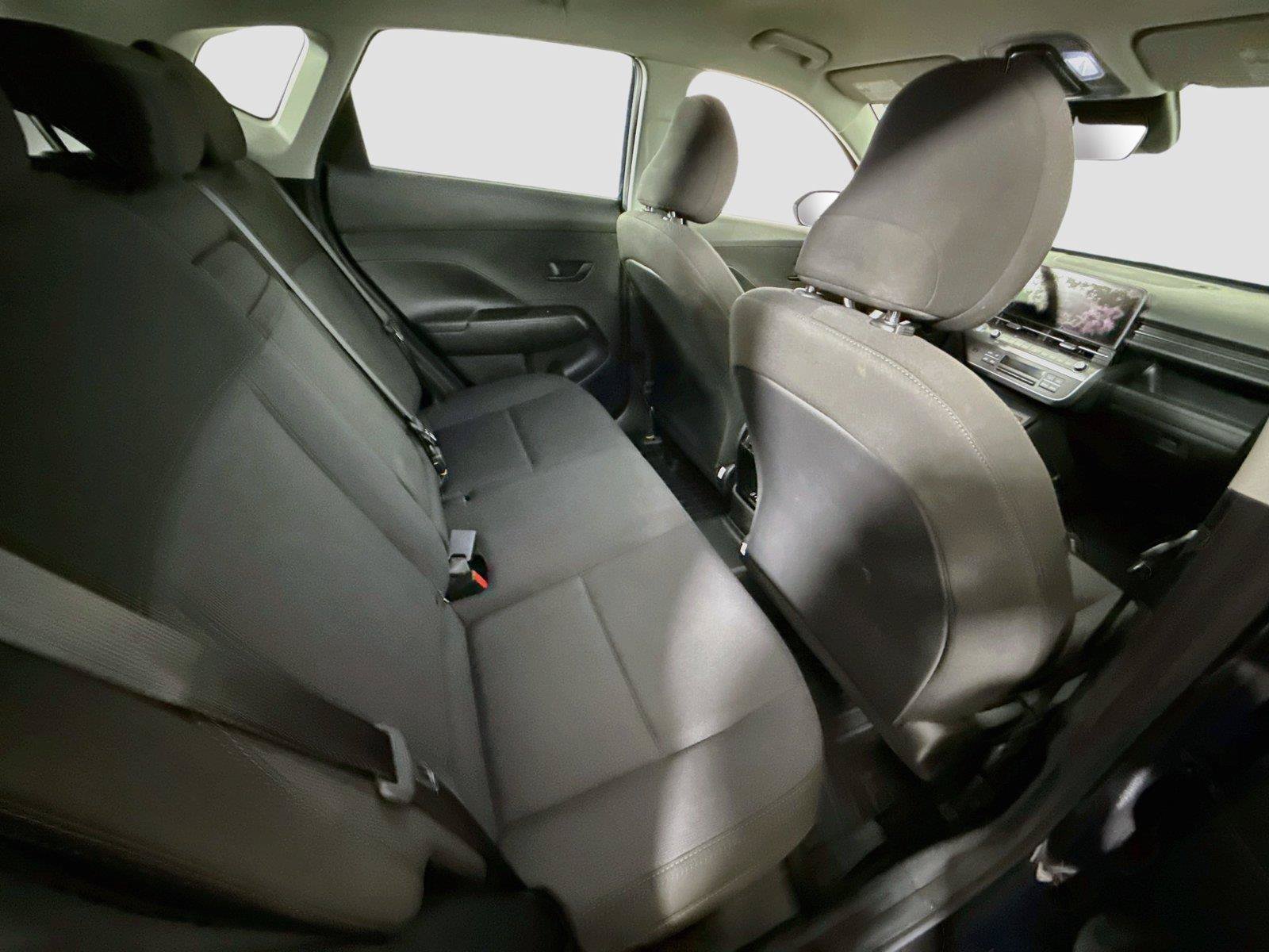 Used 2025 Hyundai Kona SEL AWD/4WD image 28