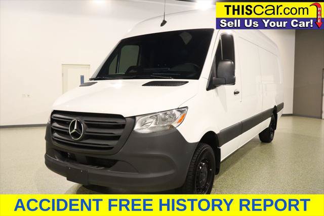 Used 2025 Mercedes-Benz Sprinter 3500 image 3
