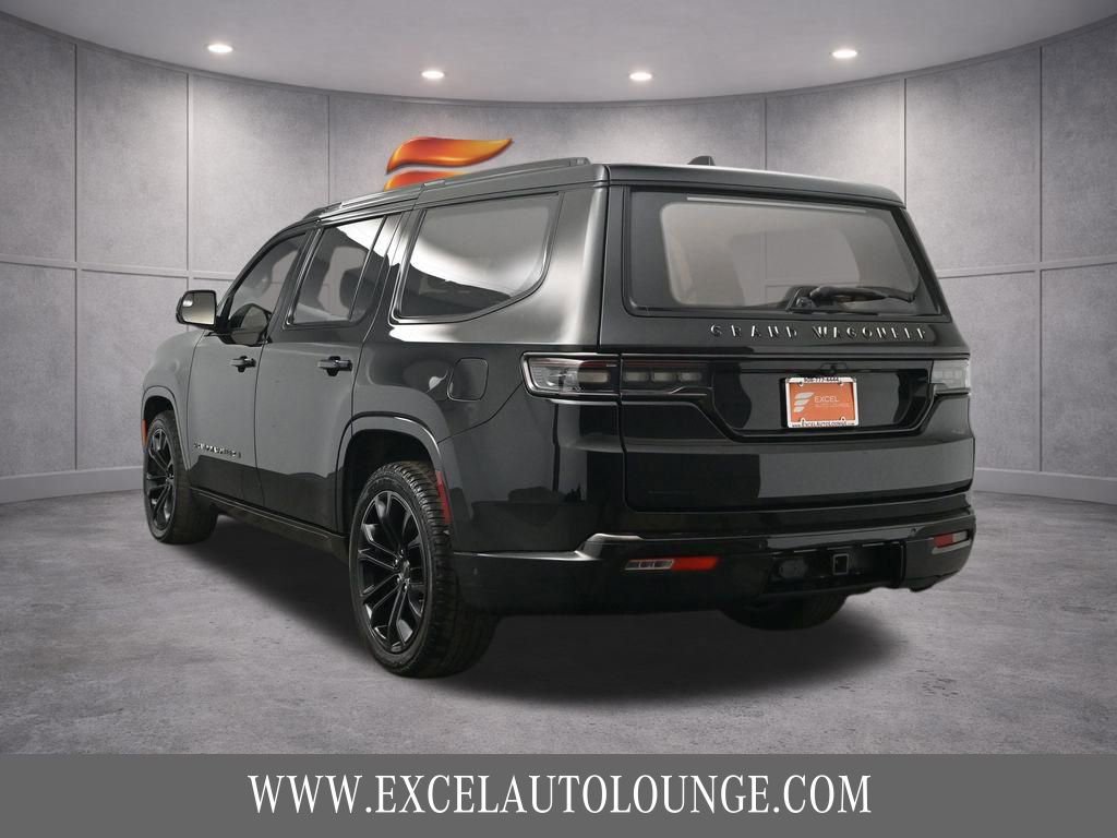 Used 2022 Jeep Grand Wagoneer Series II AWD/4WD image 5