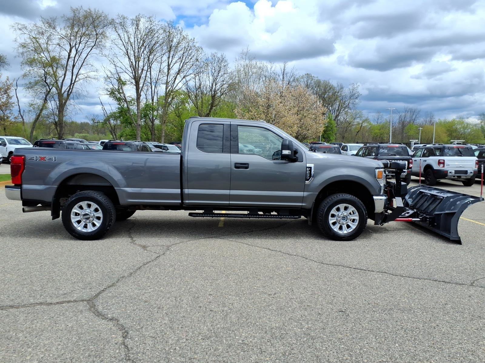 Used 2021 Ford F250 XLT w/ XLT Value Package AWD/4WD image 9