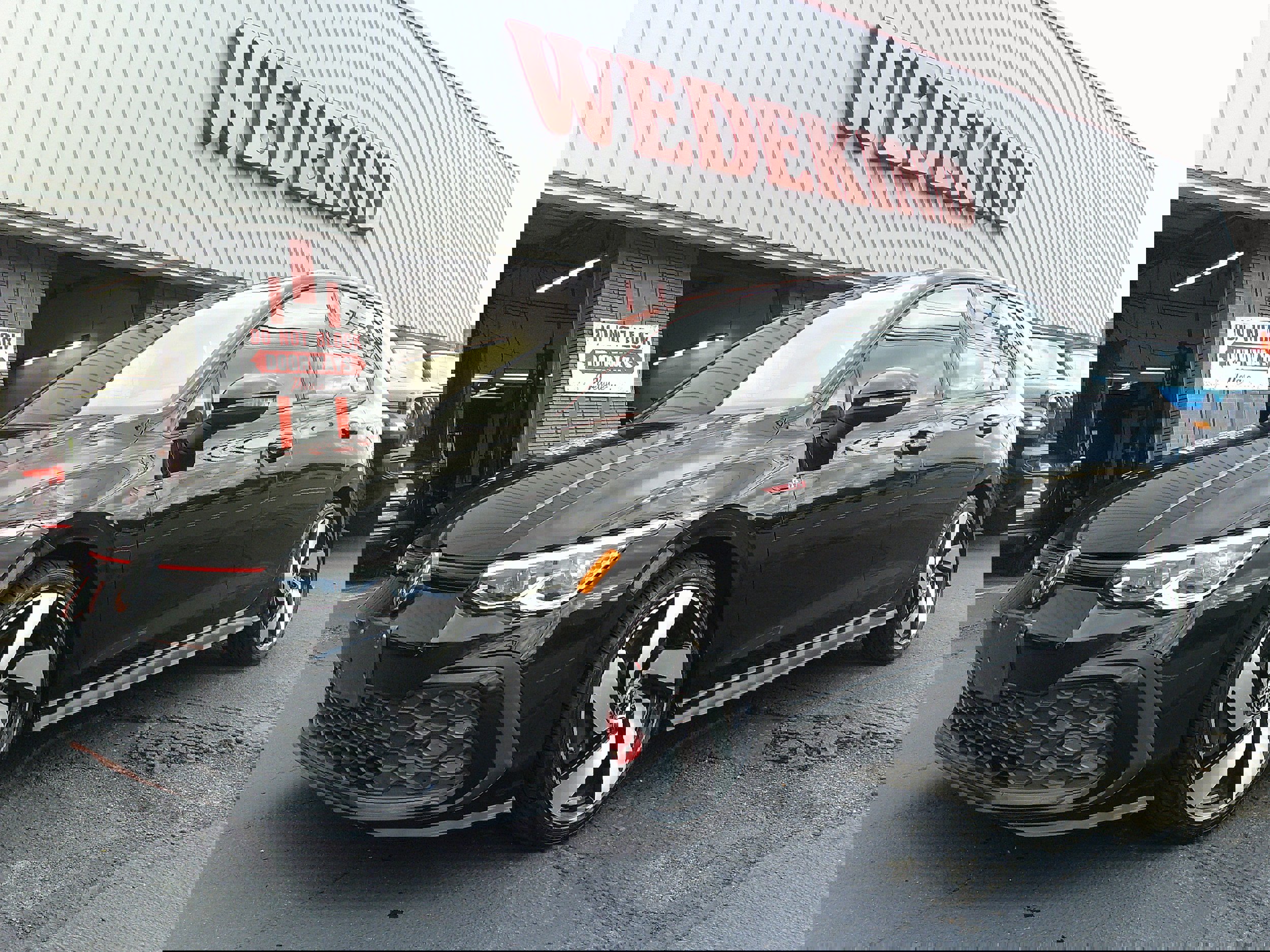 Used 2024 Volkswagen GTI S image 1