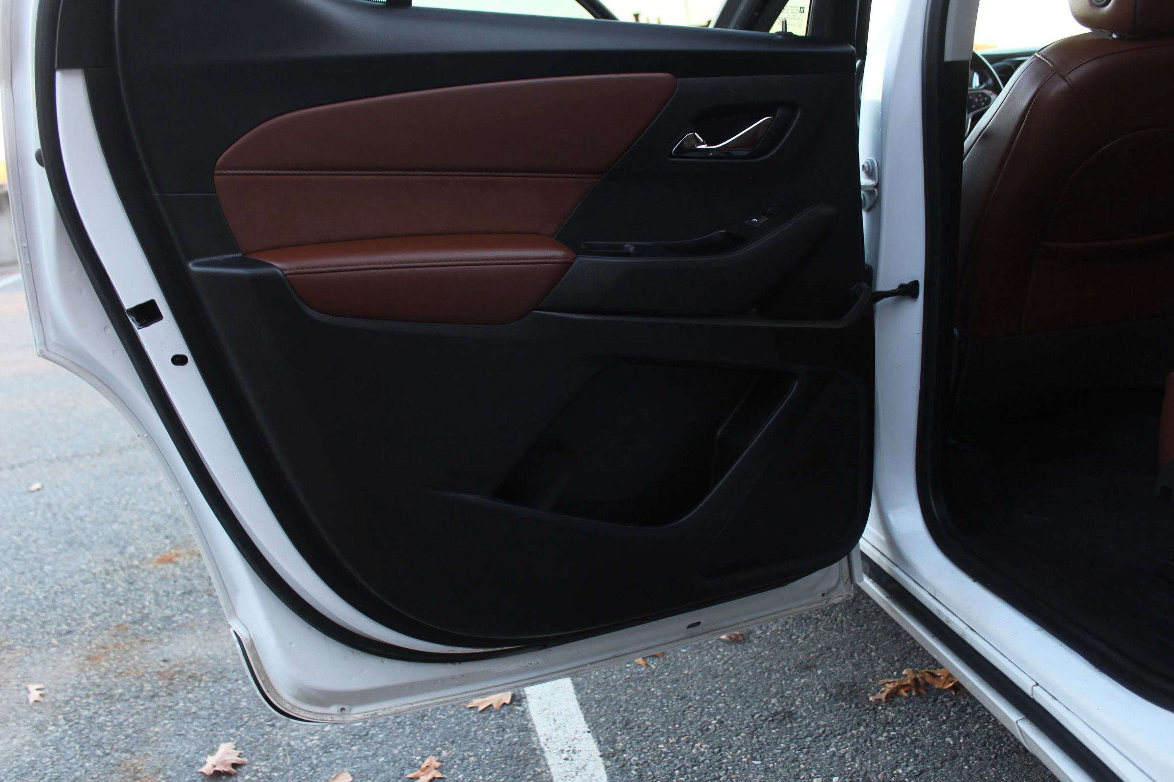 Used 2020 Chevrolet Traverse High Country image 12