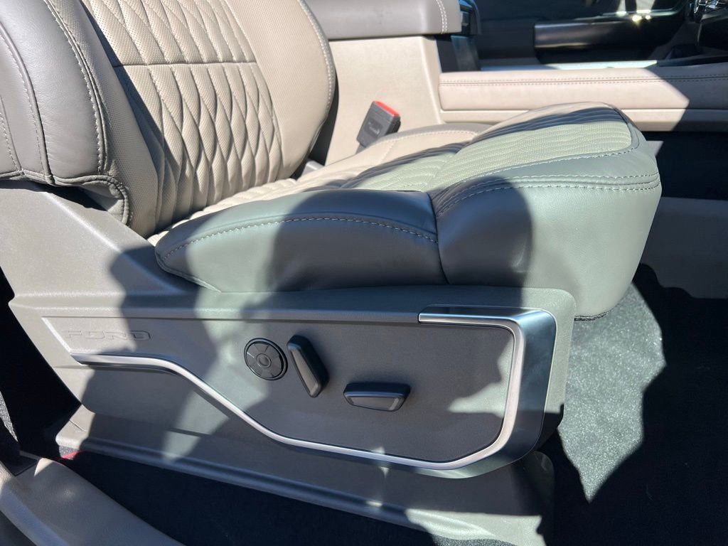 New 2026 Ford F250 Platinum w/ Platinum Plus Package image 25