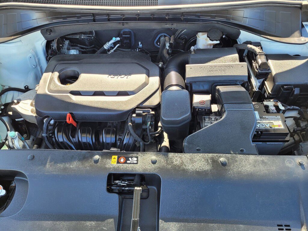 Used 2016 Kia Sorento LX image 9