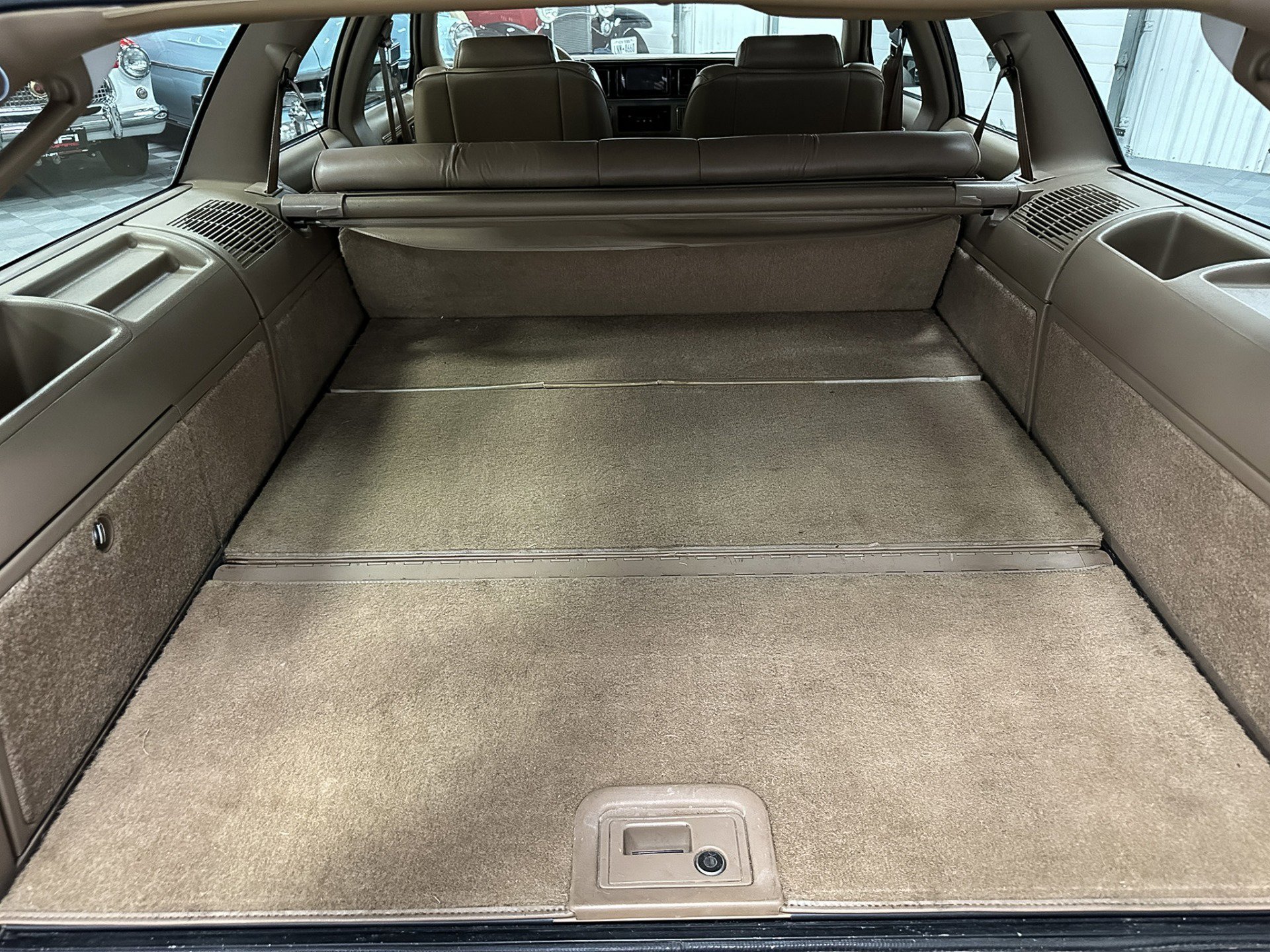 Used 1993 Buick Roadmaster Estate image 43