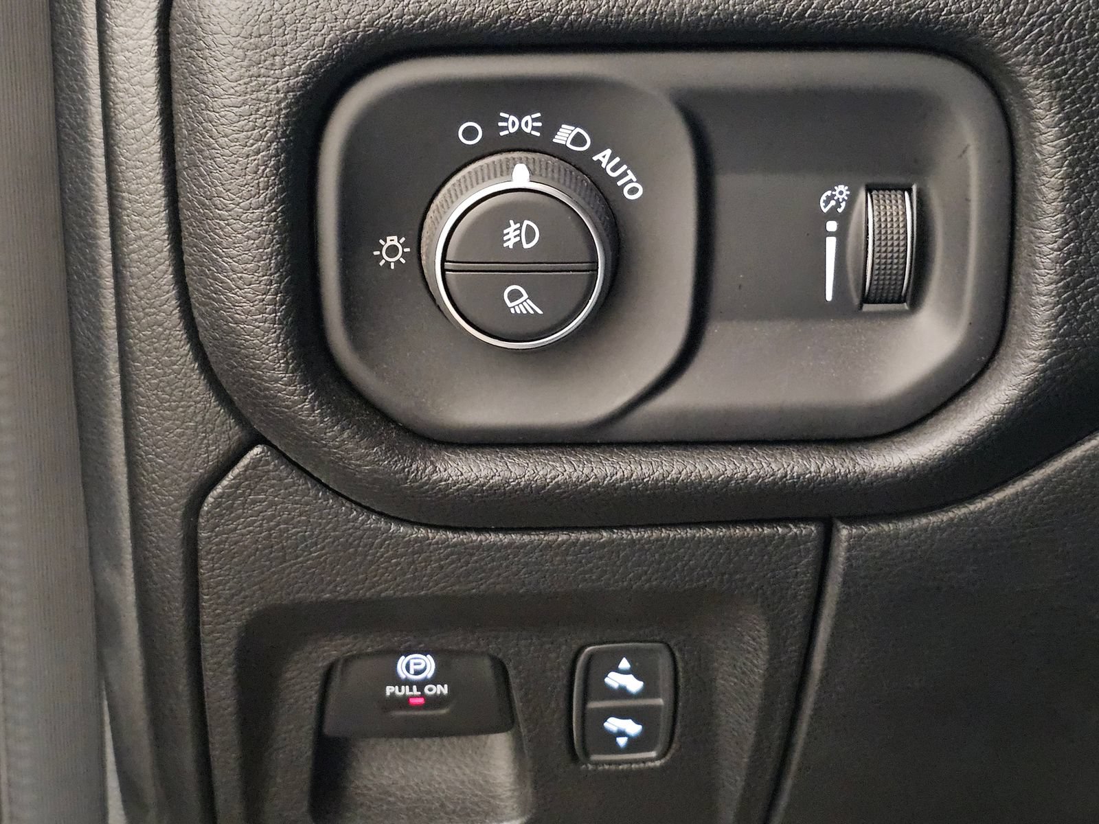 New 2026 RAM 1500 Big Horn AWD/4WD image 23