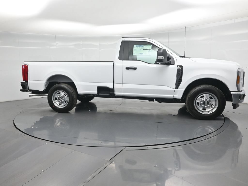 New 2026 Ford F350 XL w/ XL Chrome Package RWD image 16