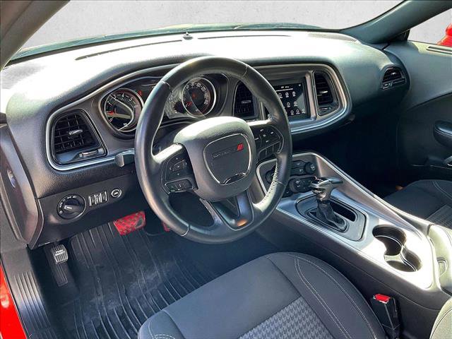 Used 2019 Dodge Challenger SXT image 14