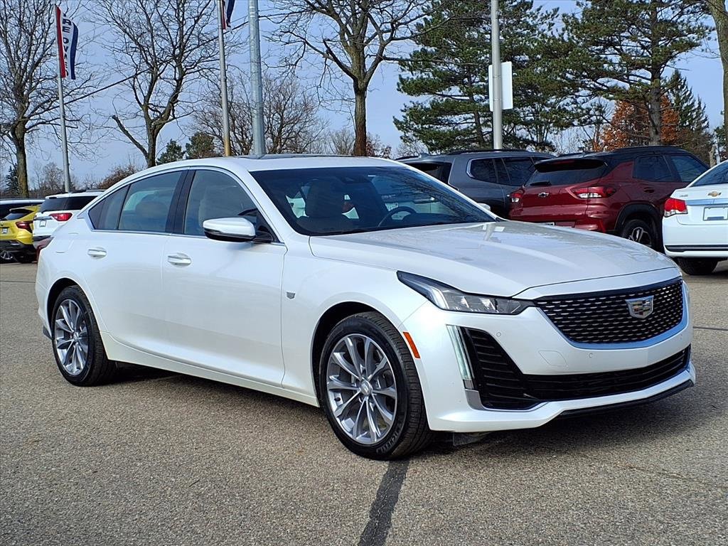 Used 2022 Cadillac CT5 Premium Luxury image 3