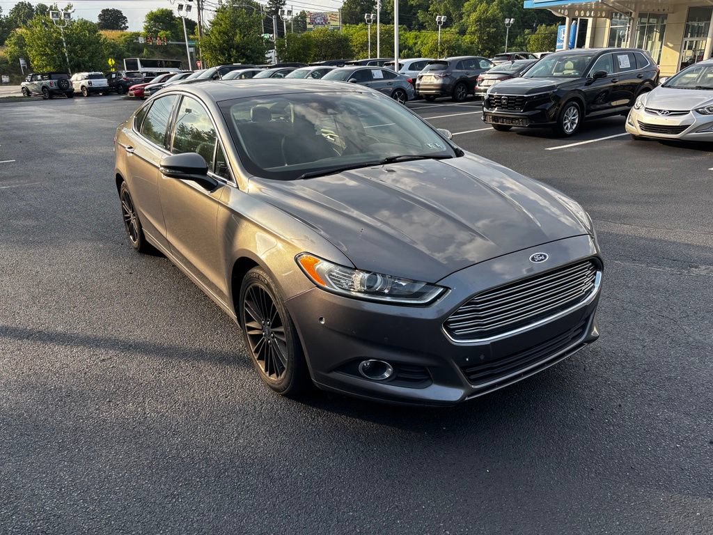 Used 2014 Ford Fusion SE w/ Equipment Group 202A FWD image 1