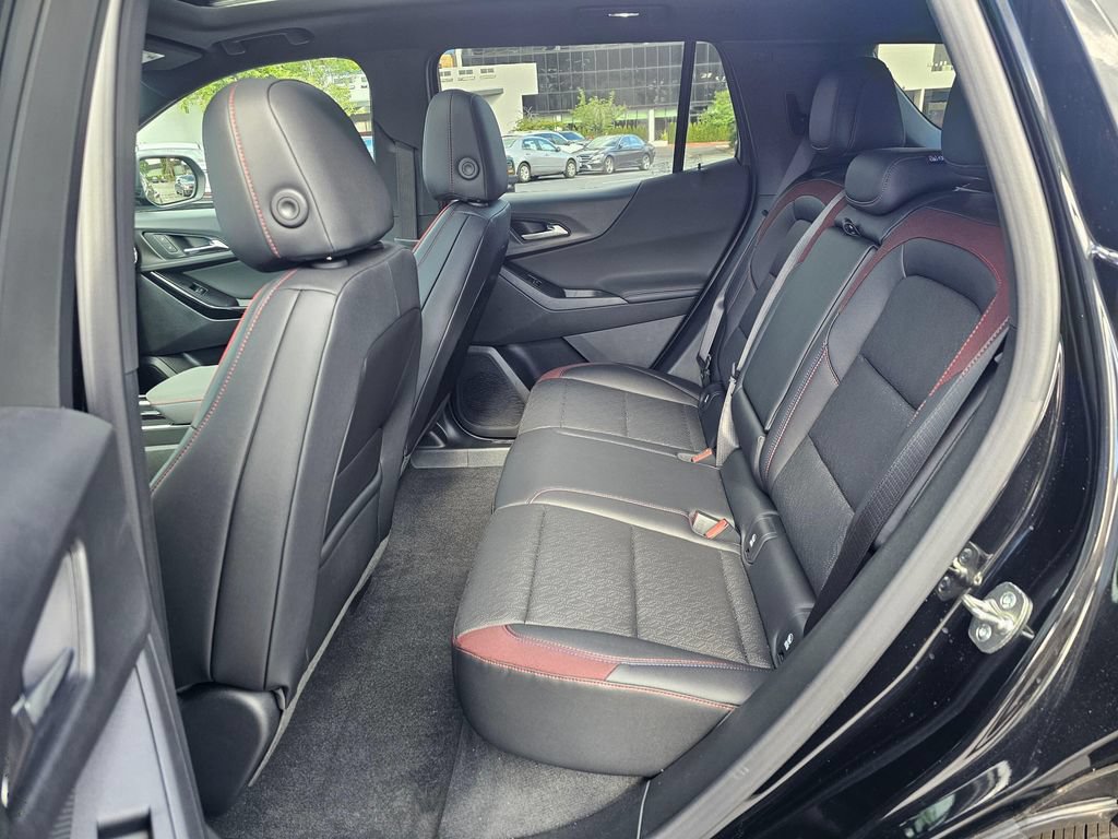 New 2026 Chevrolet Equinox RS AWD/4WD image 16