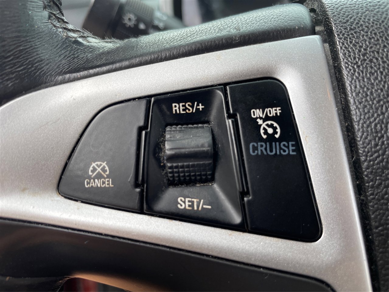 Used 2016 Chevrolet Equinox LT w/ Convenience Package image 59