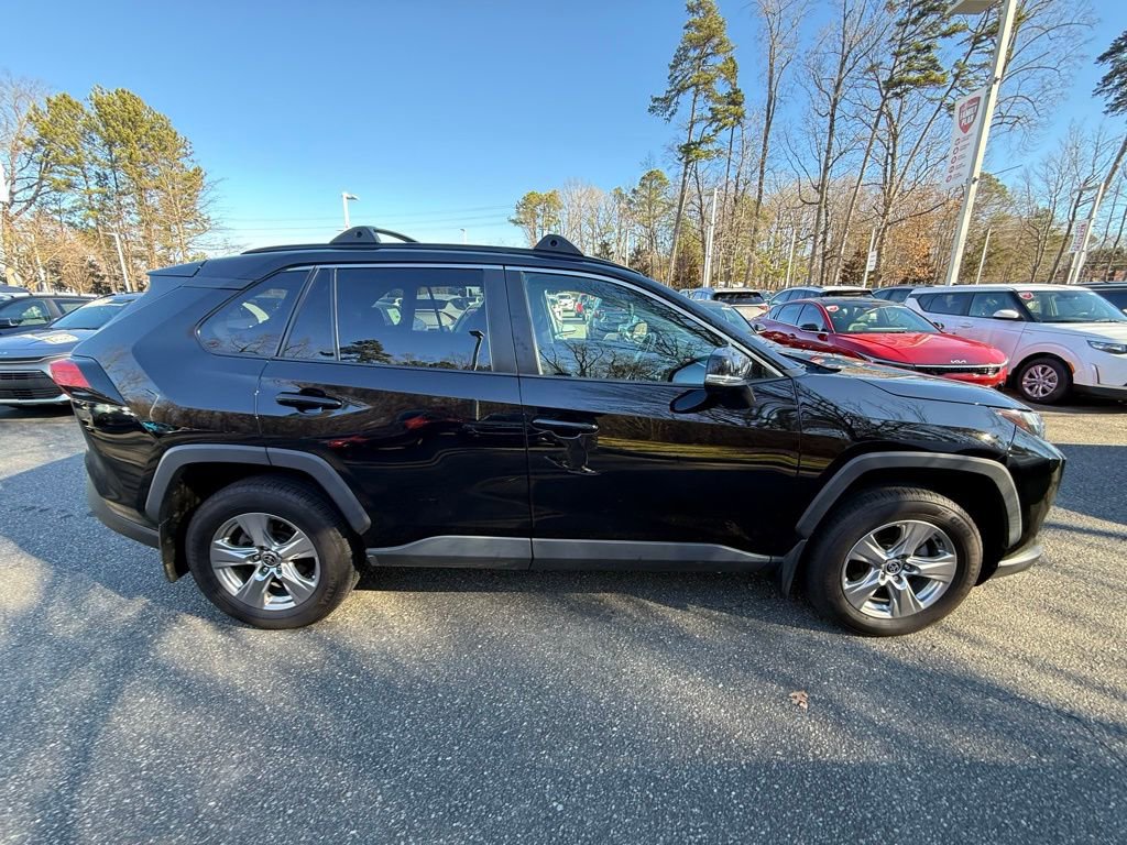 Used 2022 Toyota RAV4 XLE image 1