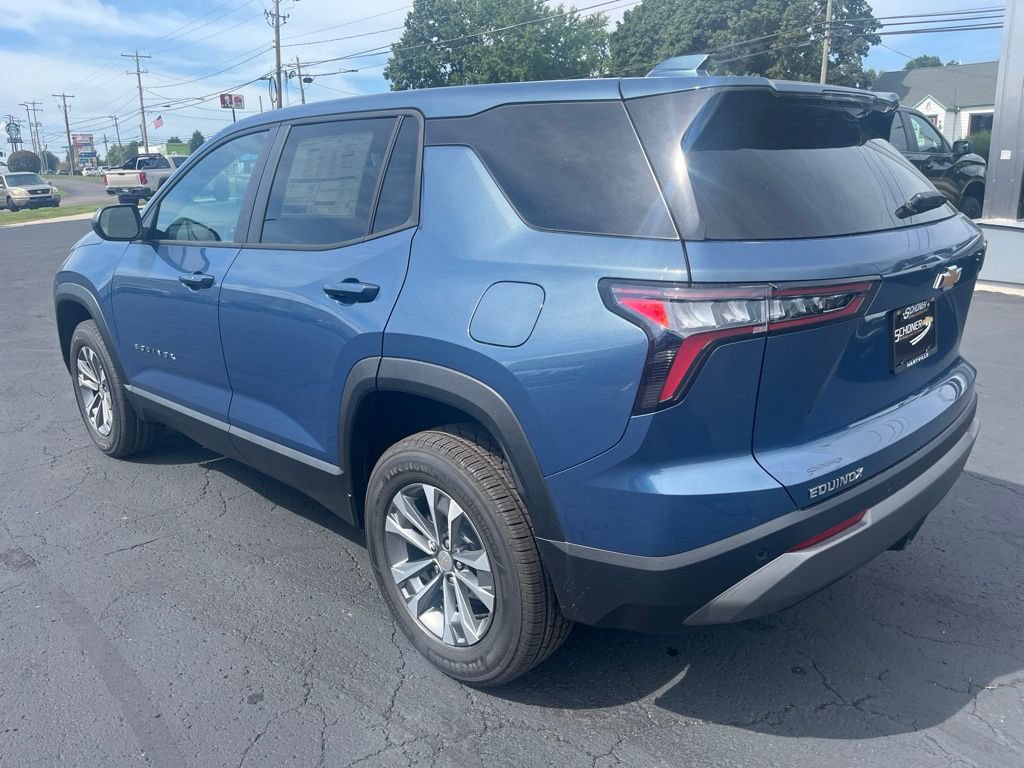 New 2027 Chevrolet Equinox LT FWD image 3