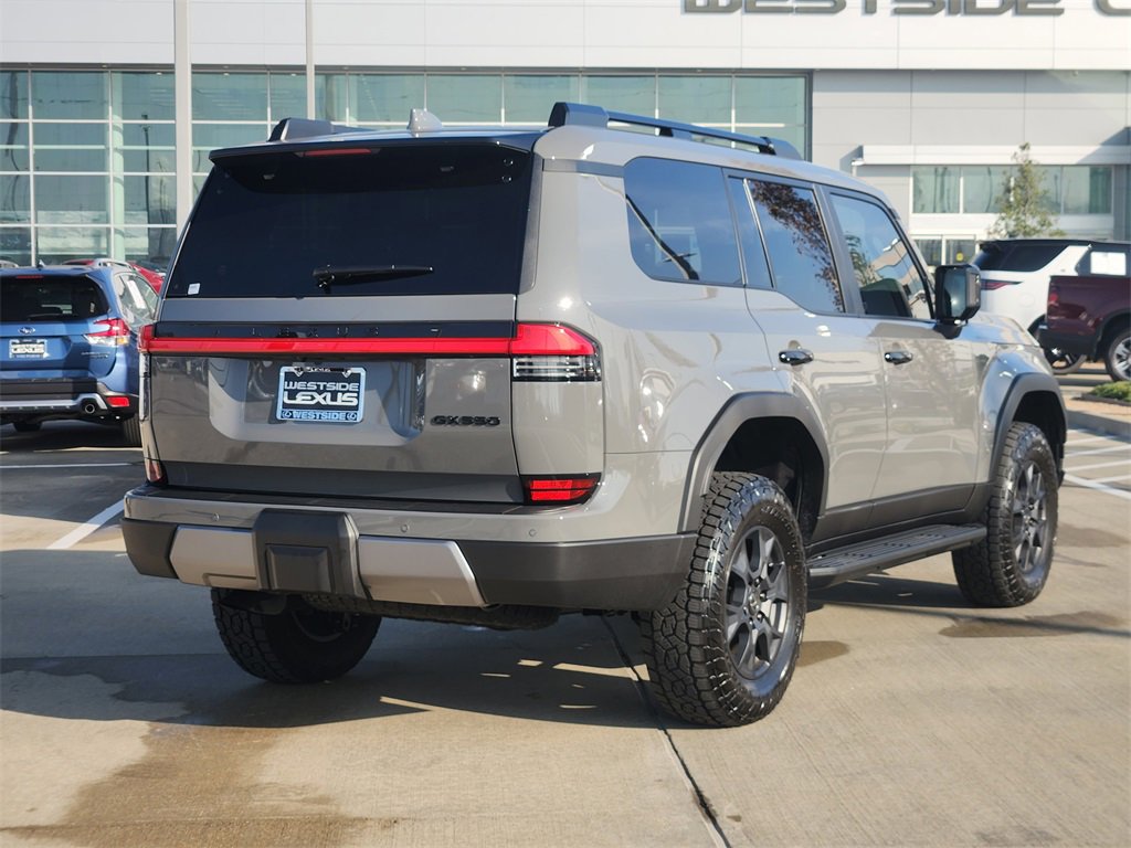 Used 2025 Lexus GX 550 image 7