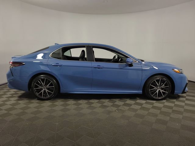 Used 2023 Toyota Camry SE FWD image 10