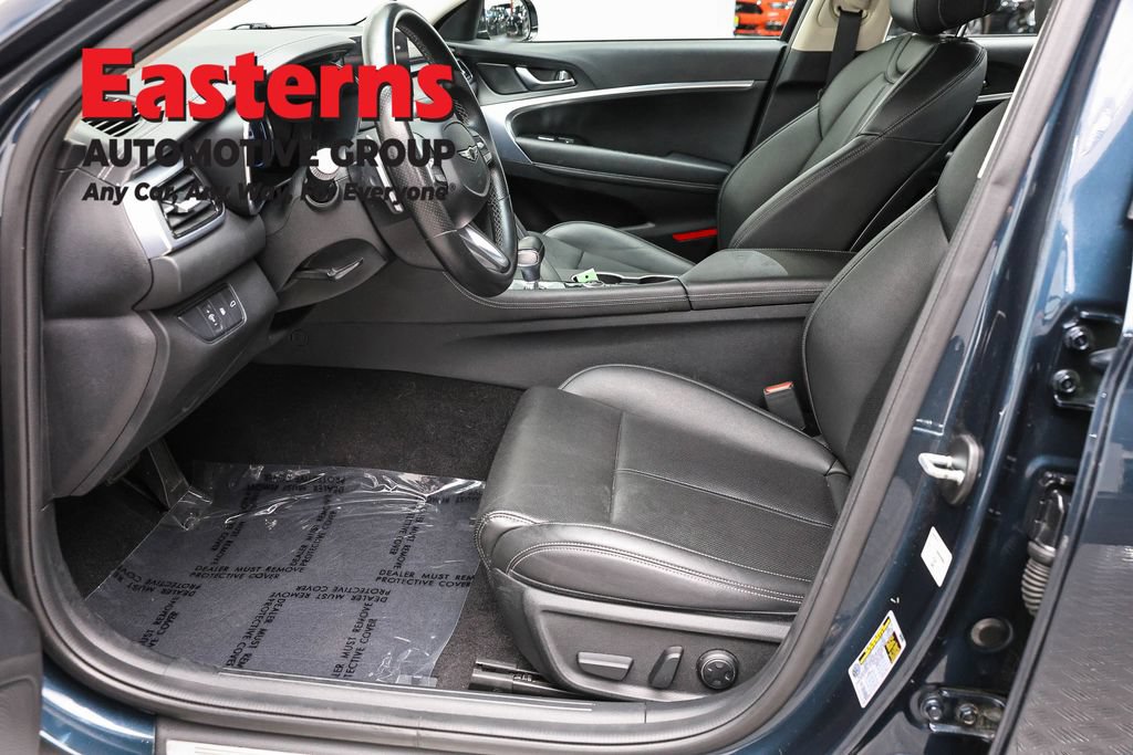 Used 2025 Genesis G70 2.5T RWD image 14