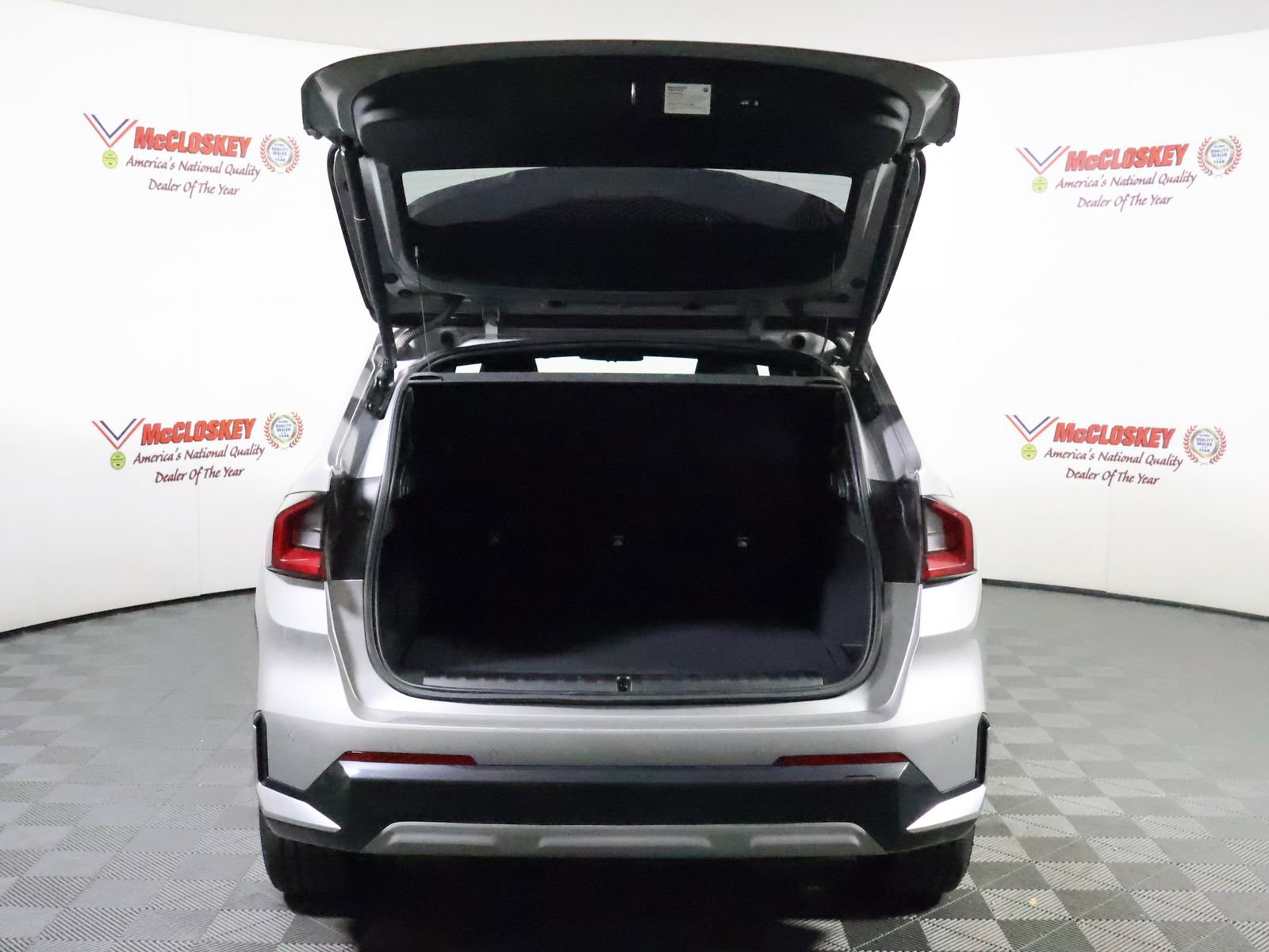 Used 2024 BMW X1 xDrive28i image 10