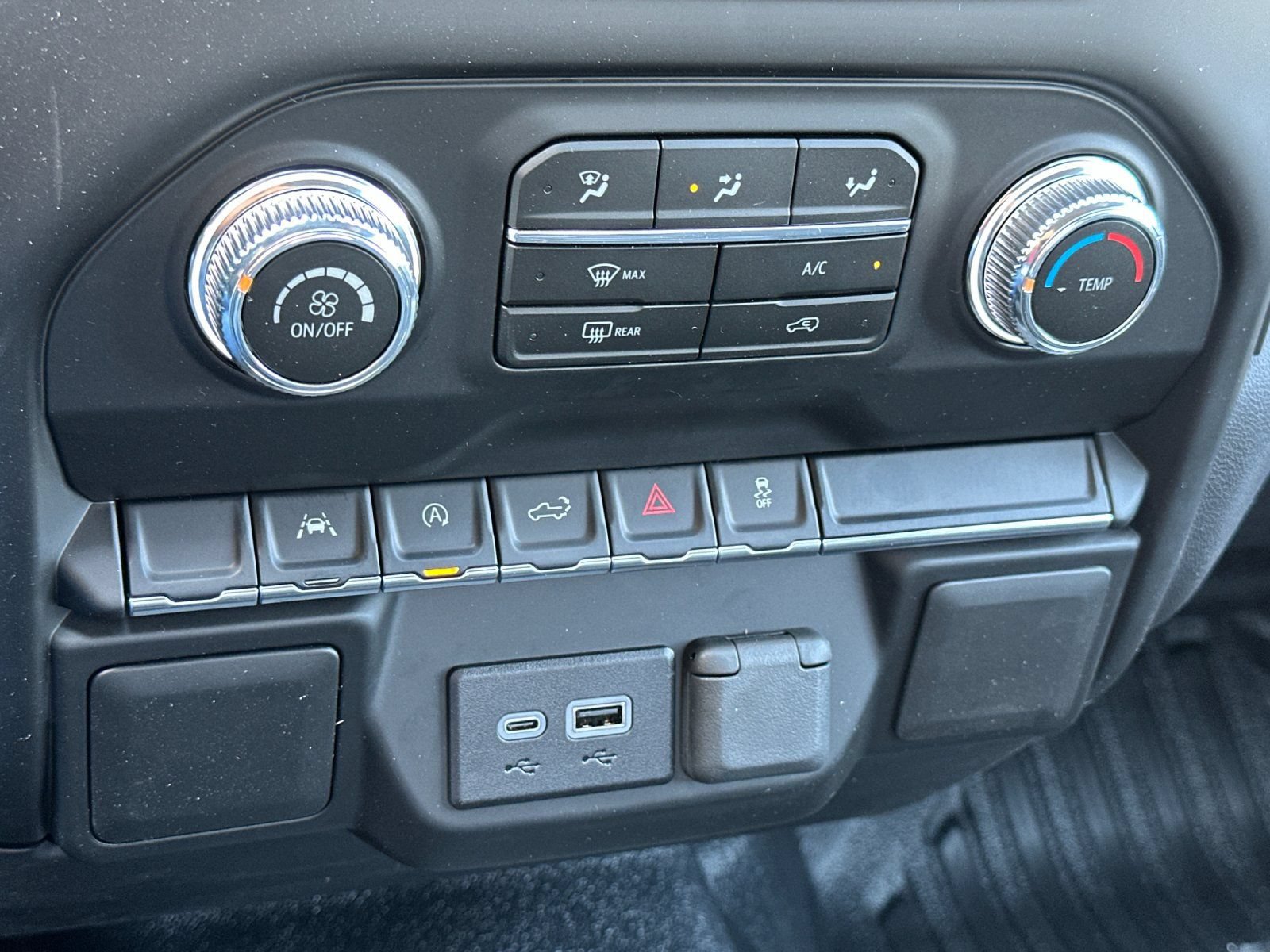 New 2026 GMC Sierra 1500 Pro w/ Pro Value Package AWD/4WD image 18