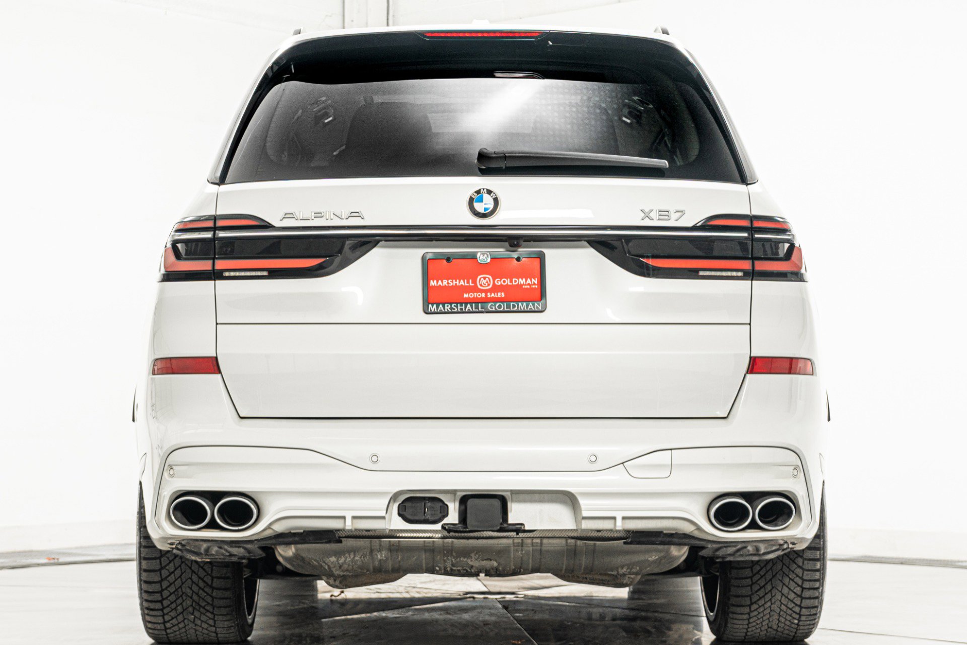 Used 2024 BMW ALPINA XB7 image 8