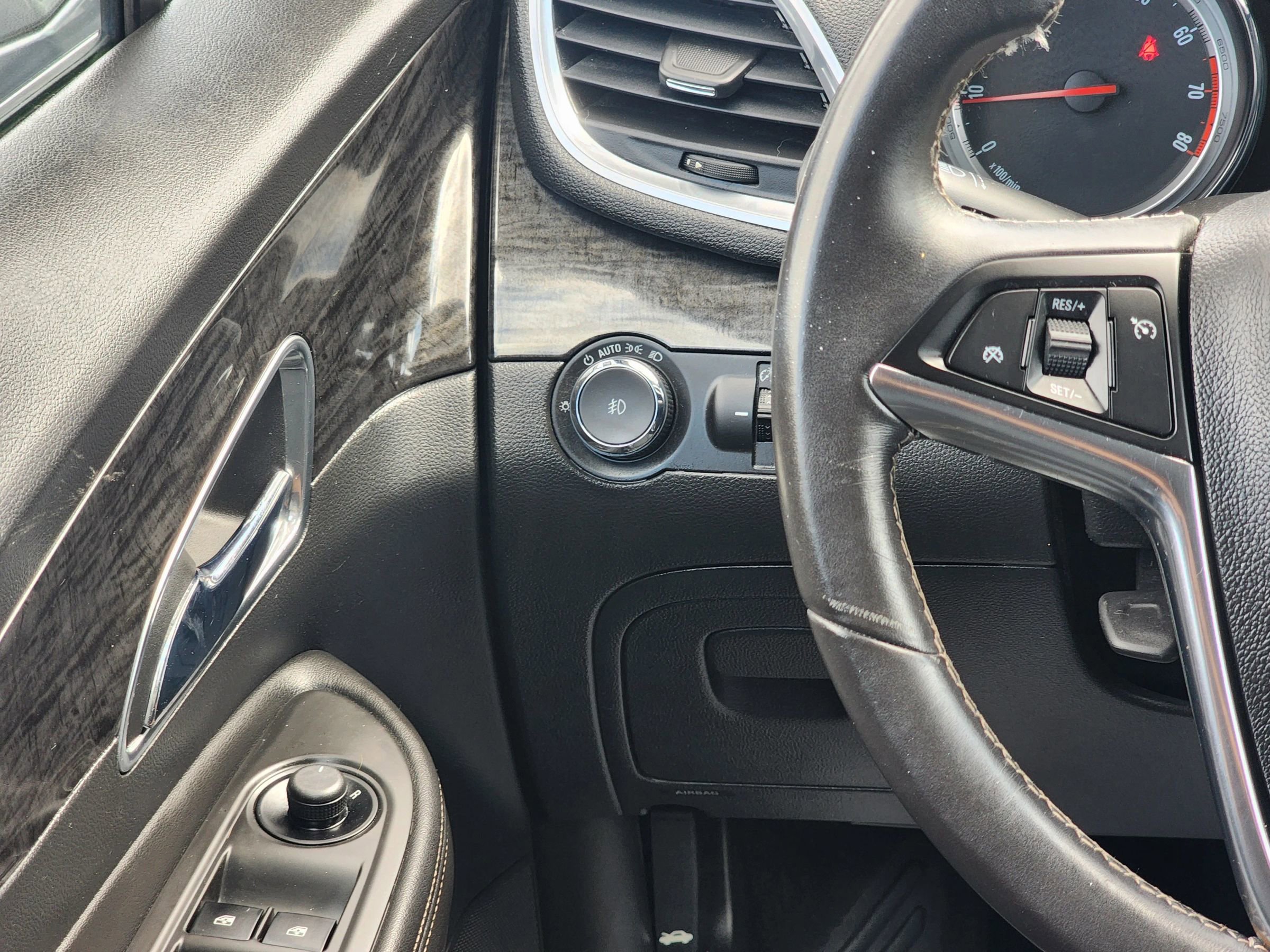 Used 2013 Buick Encore Convenience image 11