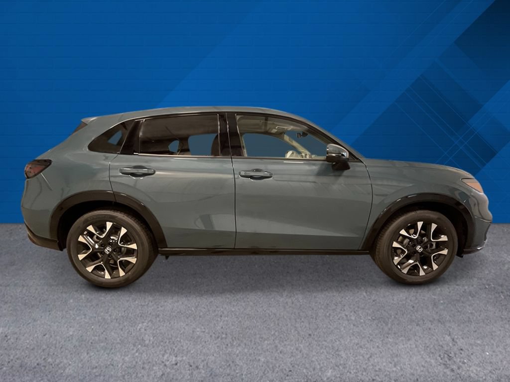 New 2027 Honda HR-V EX-L image 2