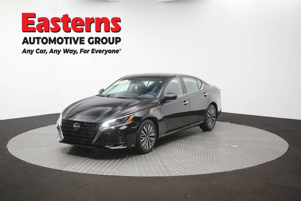 Used 2024 Nissan Altima 2.5 SV FWD image 57