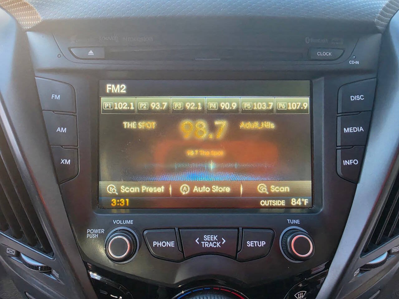 Used 2015 Hyundai Veloster Turbo FWD image 29