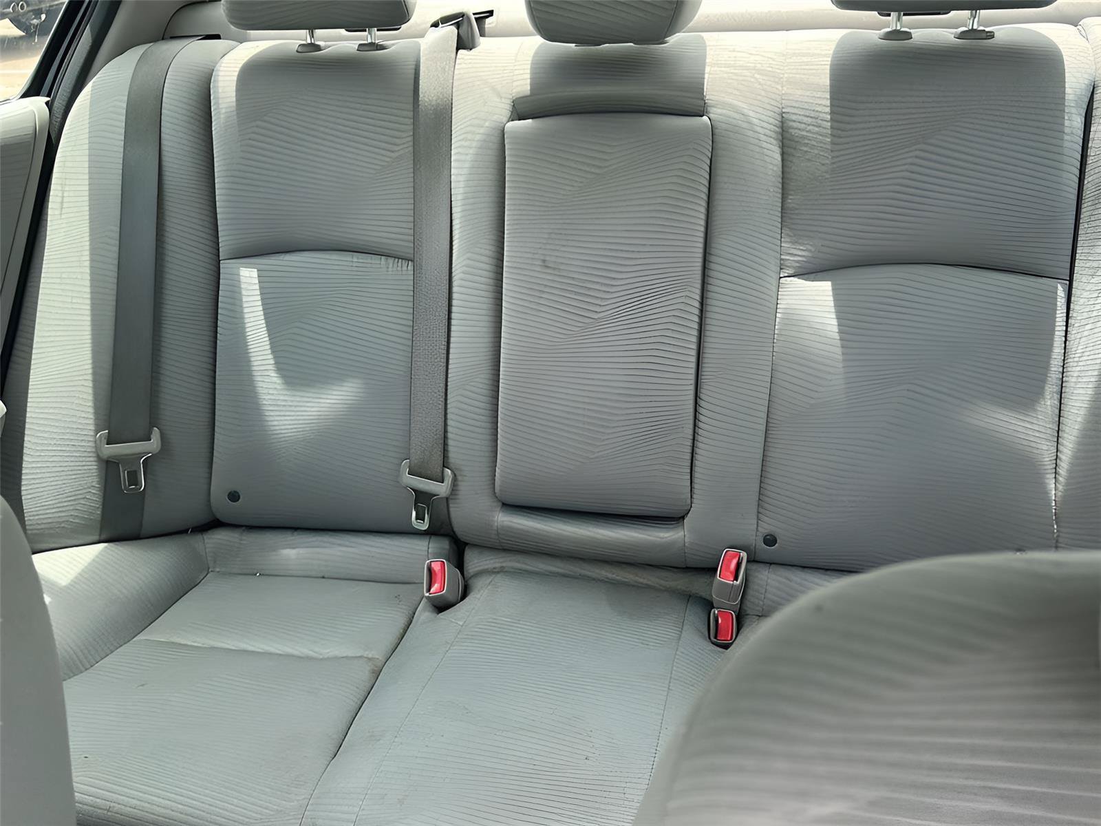 Used 2017 Honda Accord LX image 2