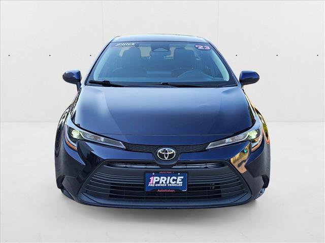 Used 2023 Toyota Corolla LE image 2