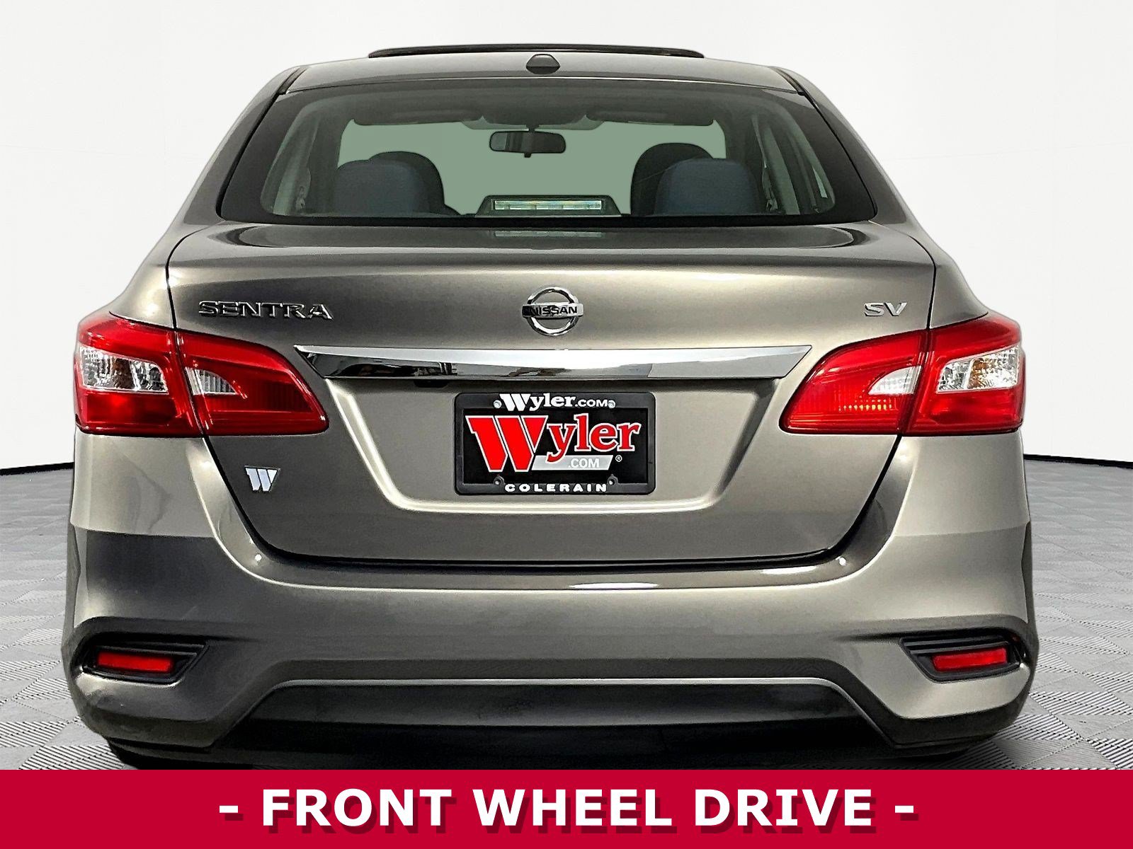 Used 2016 Nissan Sentra SV w/ Style Package FWD image 3