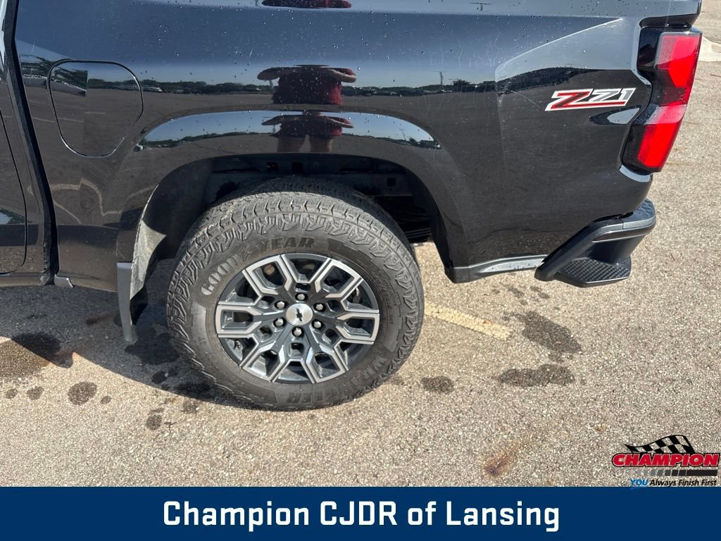 Used 2024 Chevrolet Colorado Z71 w/ Z71 Convenience Package 2 AWD/4WD image 35