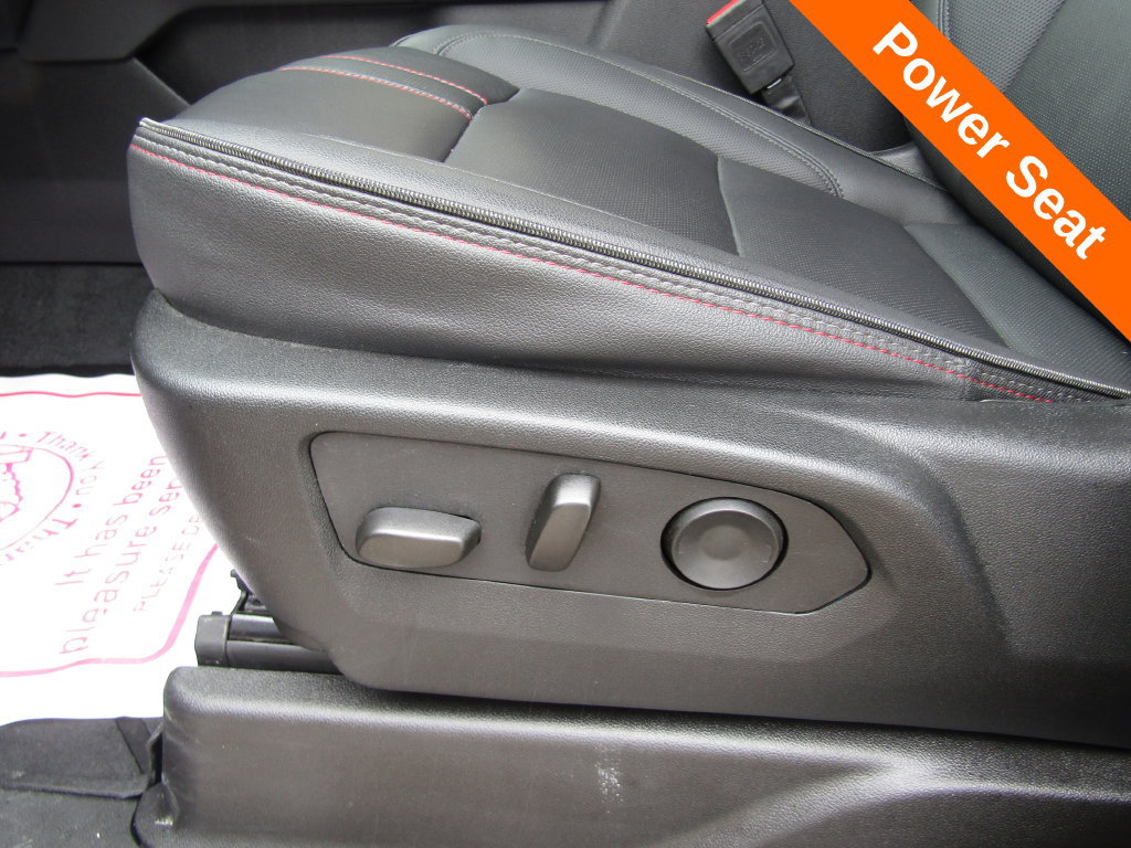 Used 2025 Chevrolet Tahoe RST AWD/4WD image 7