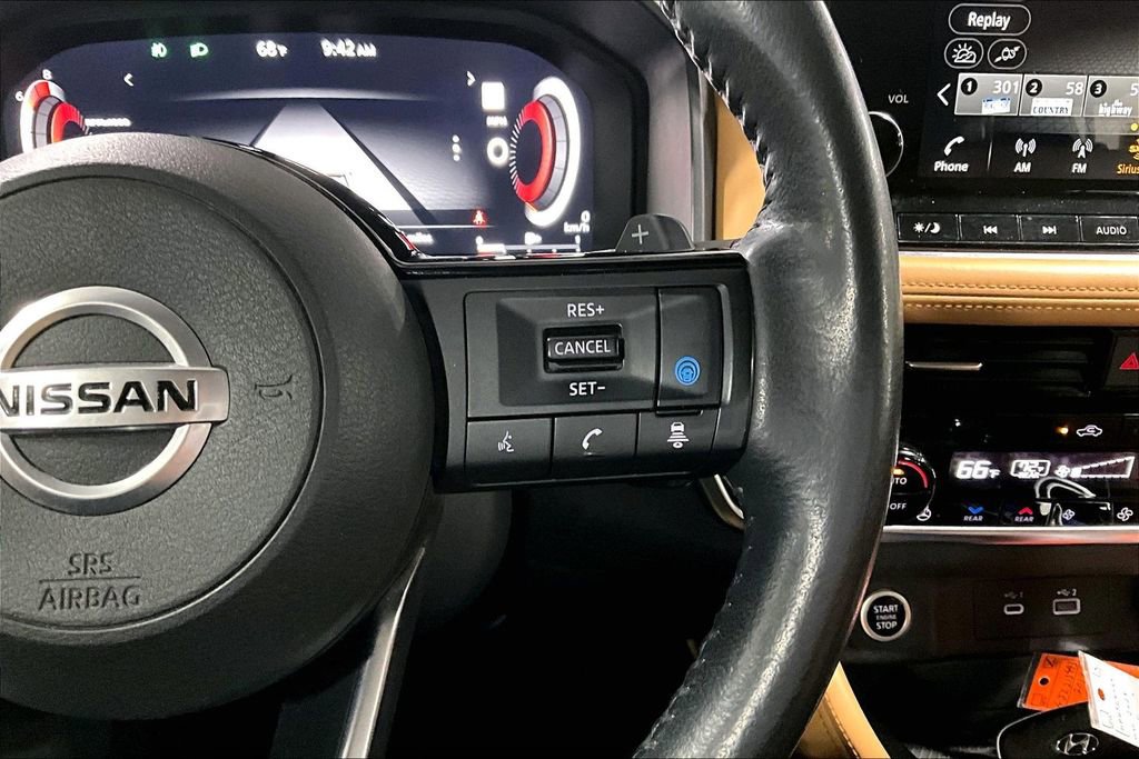 Used 2021 Nissan Rogue Platinum AWD/4WD image 25