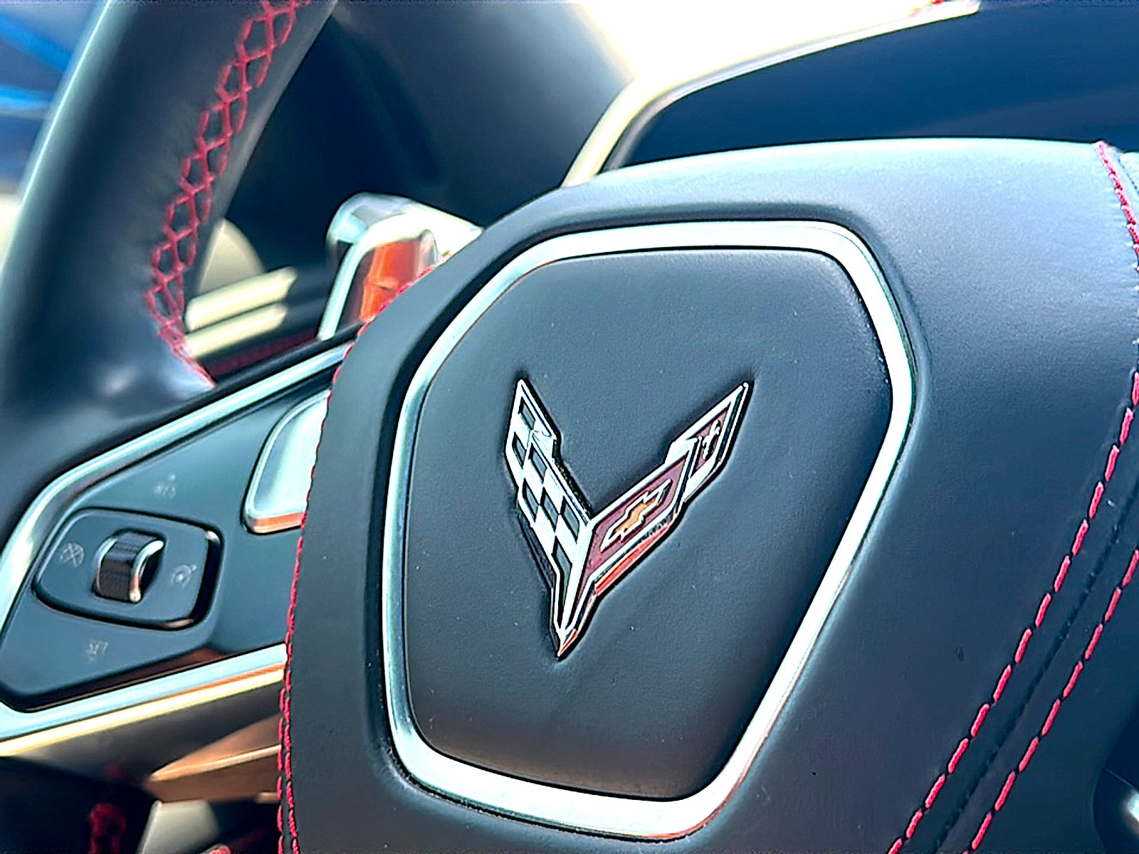 Used 2023 Chevrolet Corvette Stingray Premium Cpe w/ Z51 Performance Package RWD image 25
