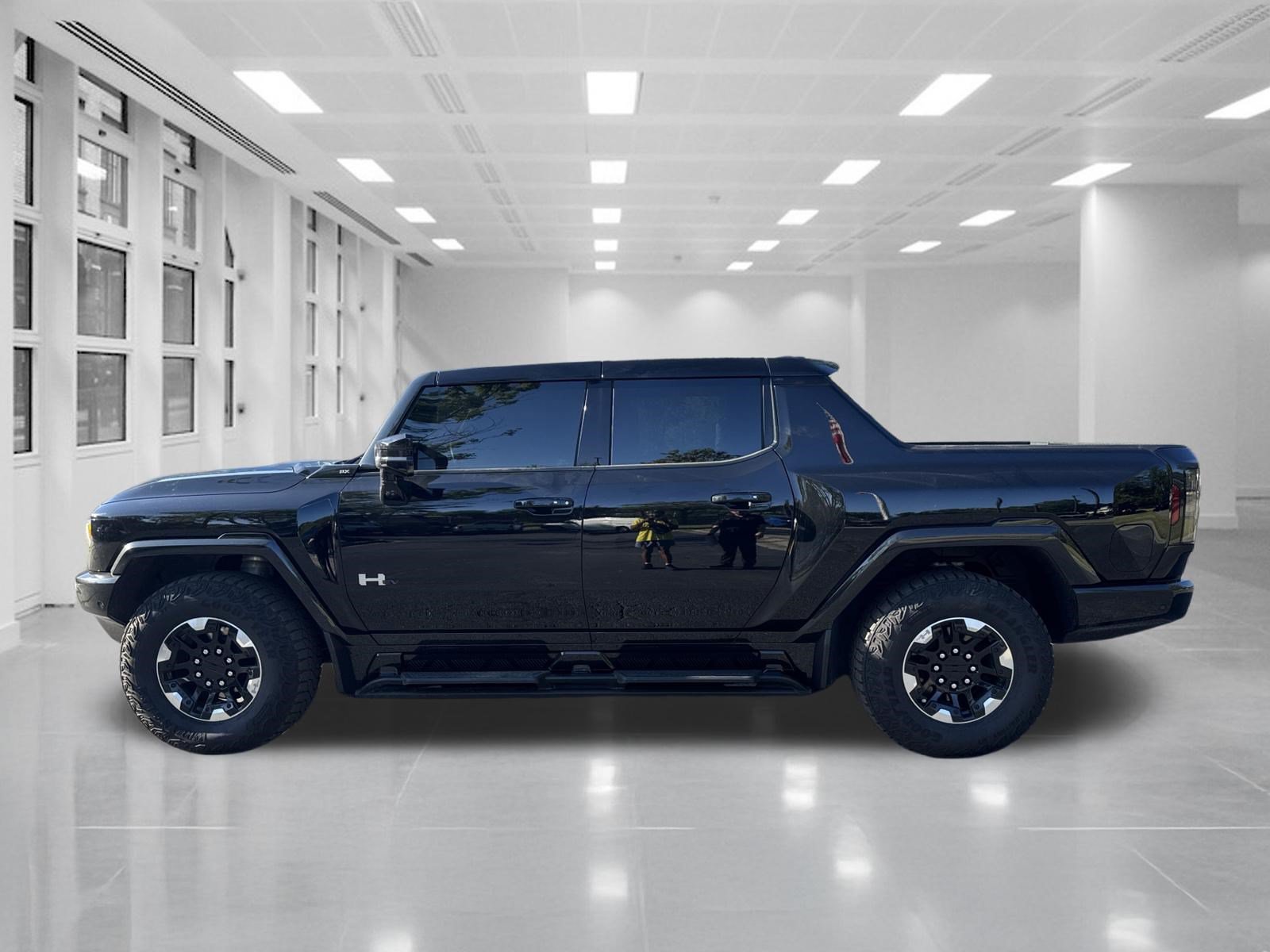 Certified 2024 GMC Hummer EV 3X w/ Extreme Off-Road Package AWD/4WD image 5