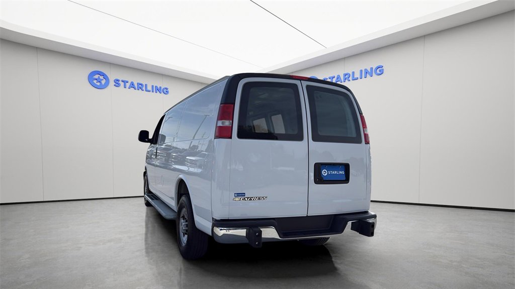 Used 2024 Chevrolet Express 2500 w/ Driver Convenience Package image 6