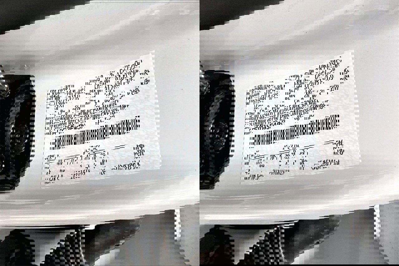 Used 2019 Ford F150 Raptor w/ Equipment Group 802A Luxury image 33