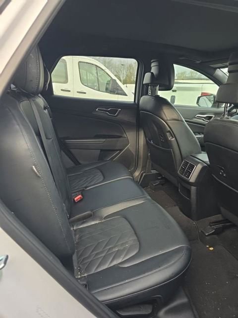 Used 2024 Kia Sportage X-Line w/ X-Line Premium Package image 15