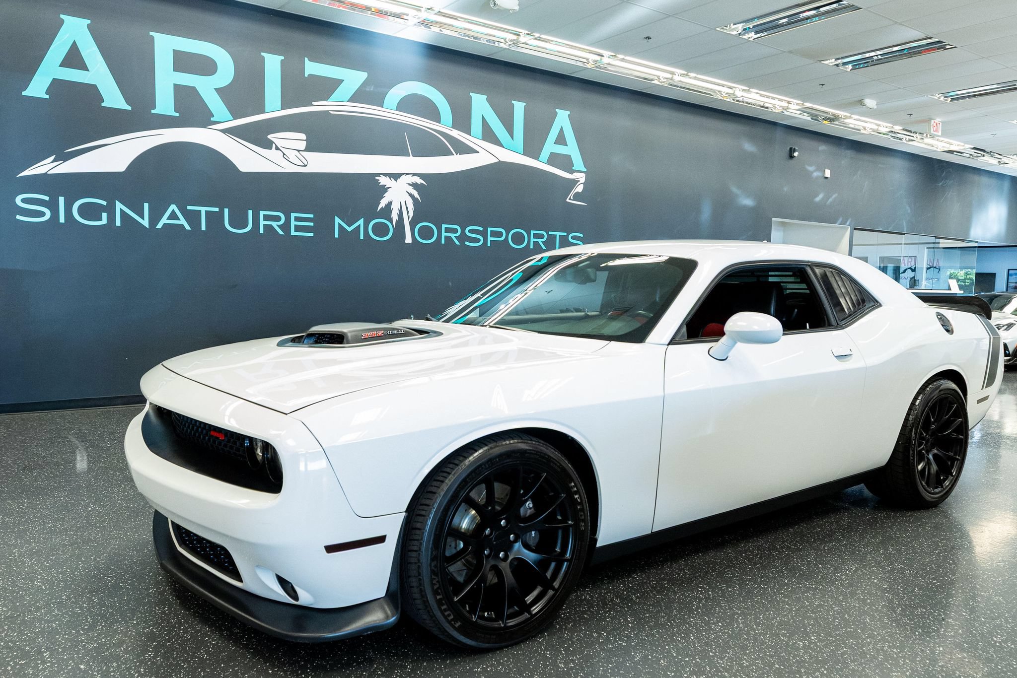 Used 2016 Dodge Challenger R/T Scat Pack RWD image 1
