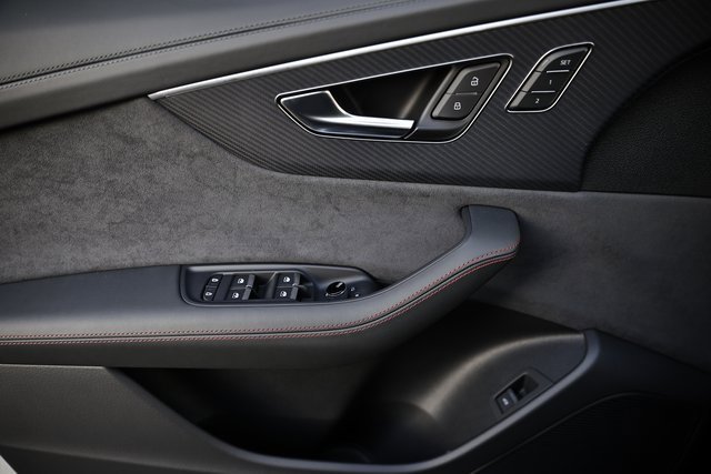 New 2026 Audi Q8 Prestige image 15