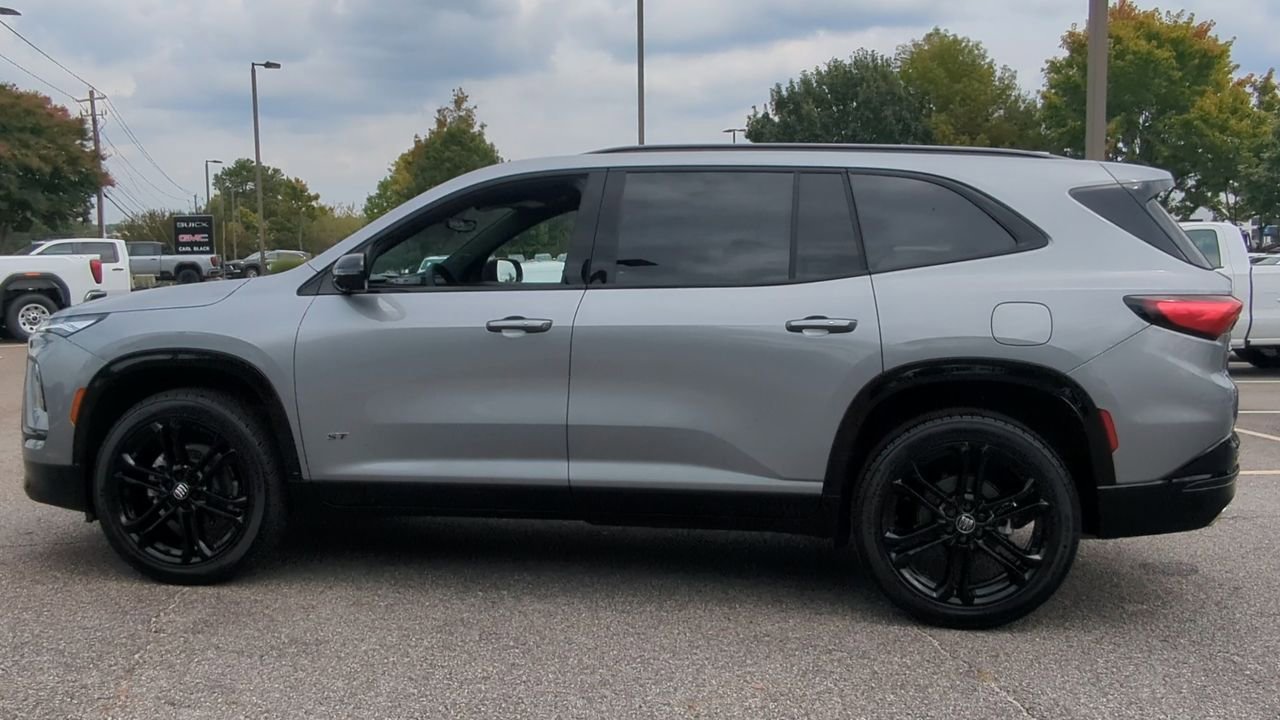New 2026 Buick Enclave Sport Touring w/ Power Package image 5