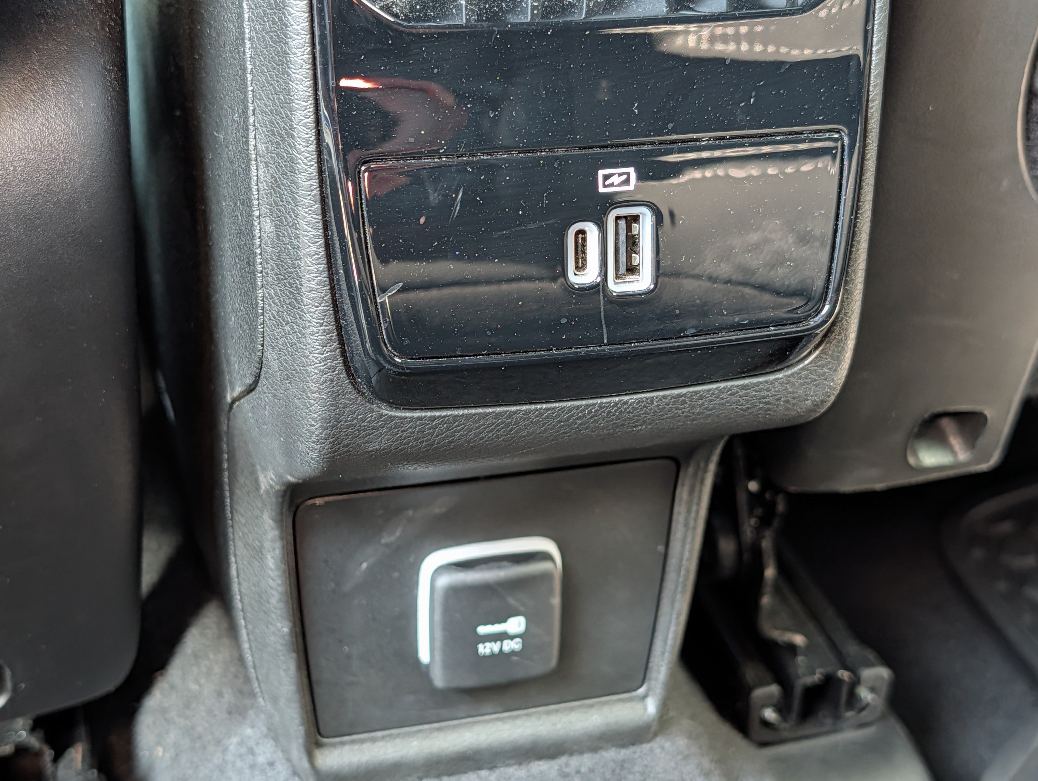 Used 2025 Jeep Compass Latitude w/ Convenience Group AWD/4WD image 13