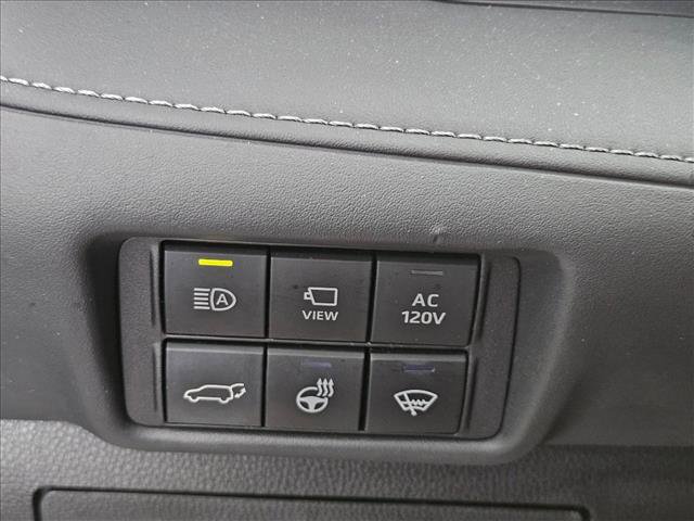 Used 2022 Toyota Highlander Platinum image 7